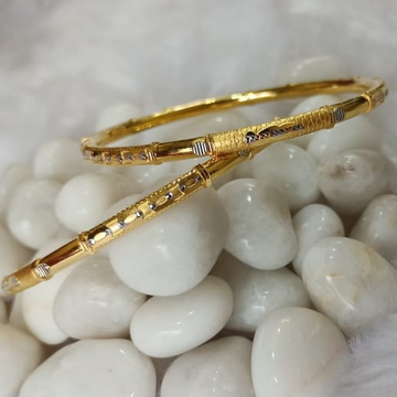 916 Ladies Gold Cooper Bangle SG62 by 