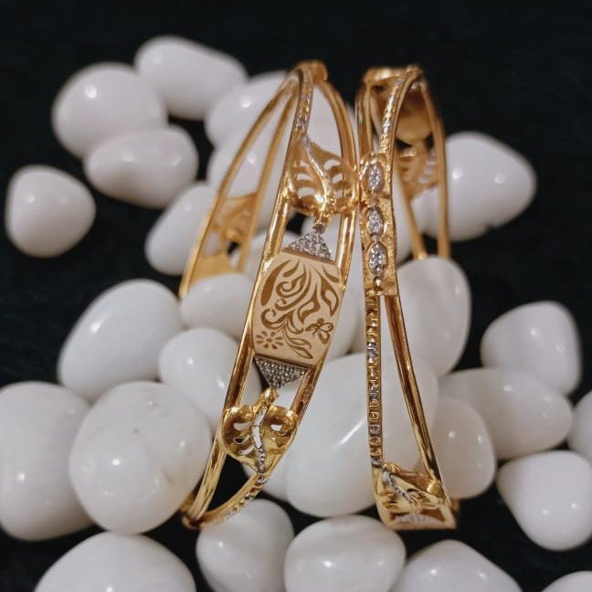 916 Gold Stylish Copper Kadli